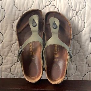 Birkenstock Gizeh size 40